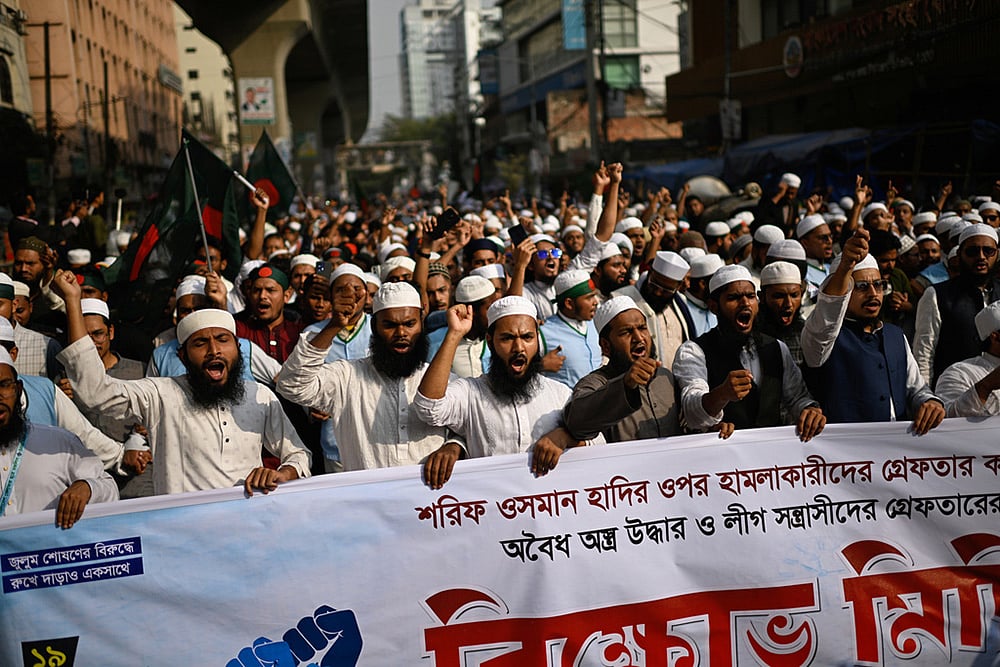 Violence in Bangladesh after death of youth protest leader