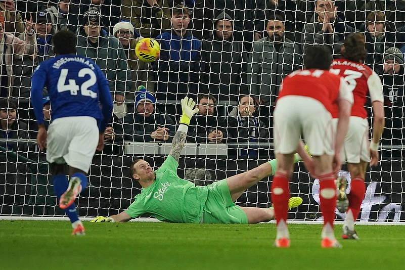 Everton vs Arsenal Premier League match-Jordan Pickford