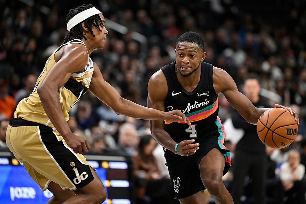 Washington Wizards Vs San Antonio Spurs NBA Basketball-DeAaron Fox