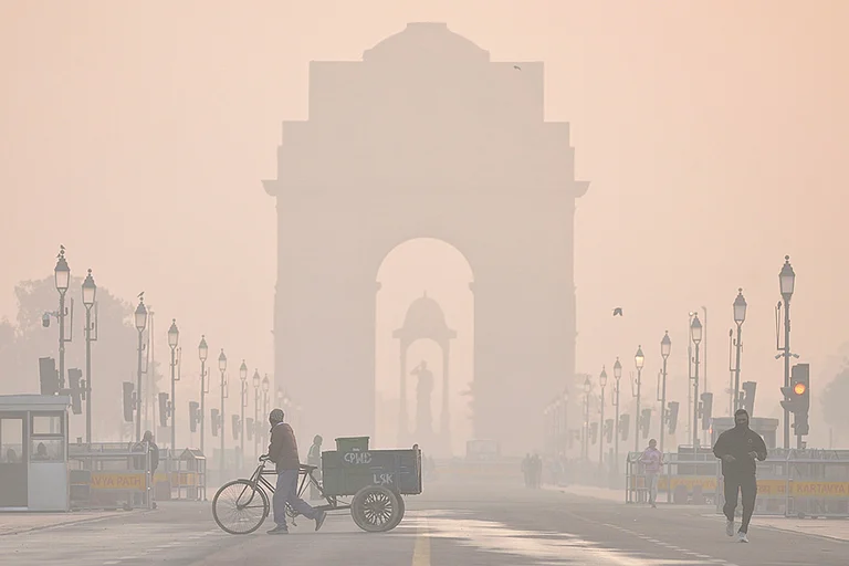 Delhi Weather Update - | Photo: PTI