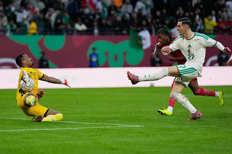 Algeria vs Sudan Africa Cup of Nations Soccer-Adil Boulbina