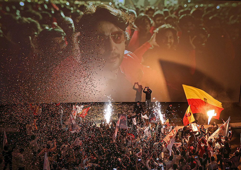 Kannada actor Darshan Thoogudeepa fans