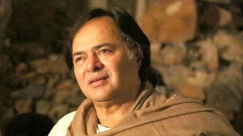 X : Farooq Shaikh Death Anniversary