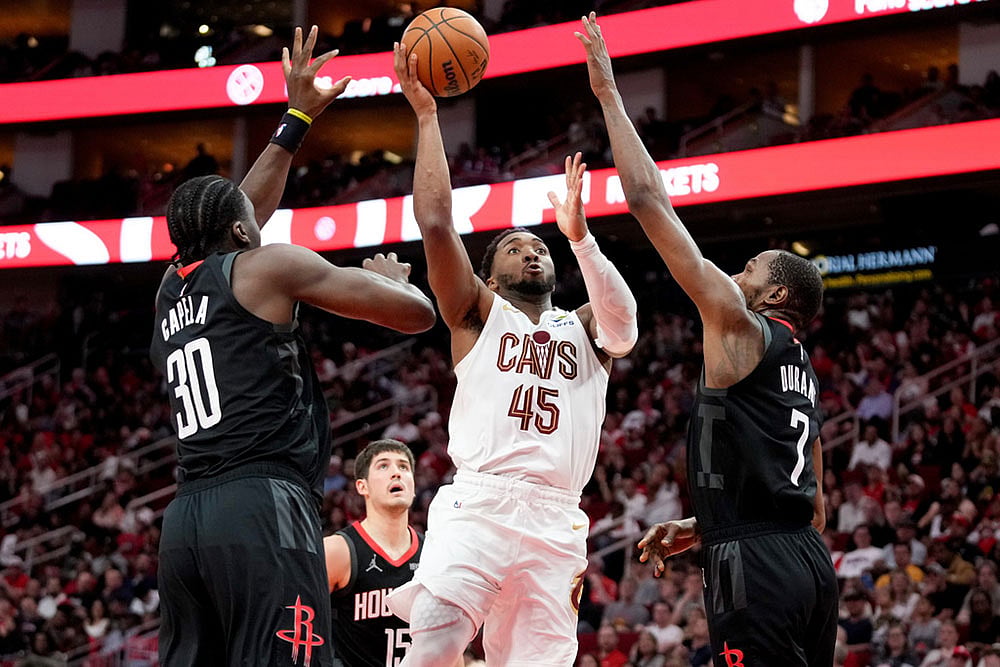 NBA Basketball Game: Cleveland Cavaliers vs Houston Rockets