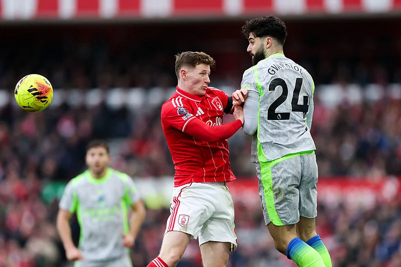 English Premier League: Nottingham Forest vs Manchester City