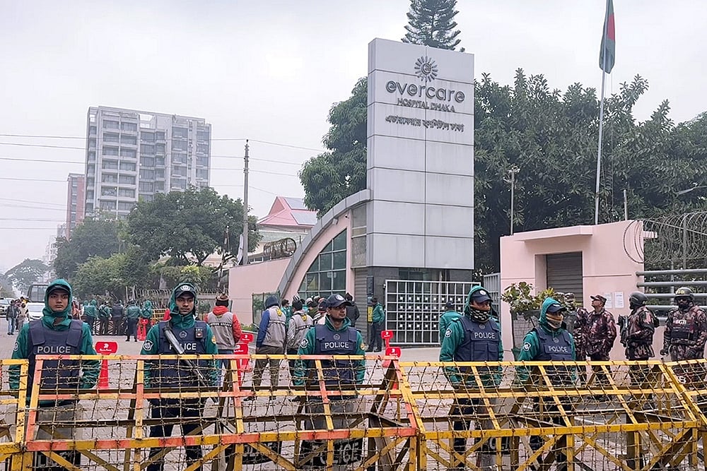 Bangladeshs former Prime Minister Khaleda Zia dies at 80