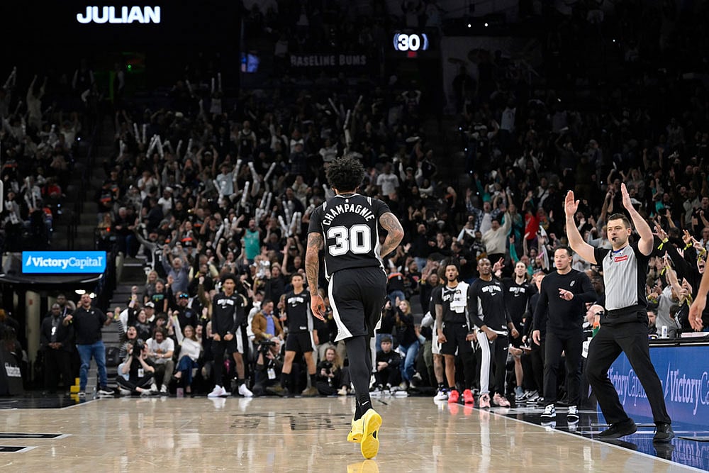 NBA Basketball: New York Knicks vs San Antonio Spurs