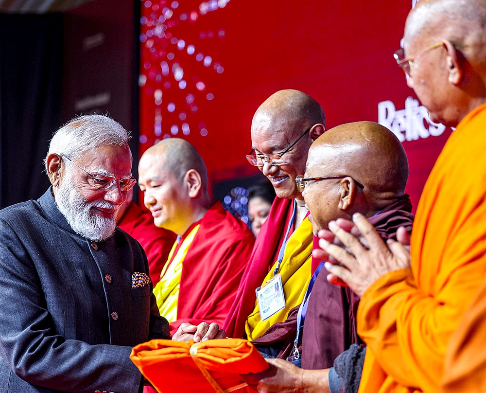 PM Modi inaugurates exposition in Delhi