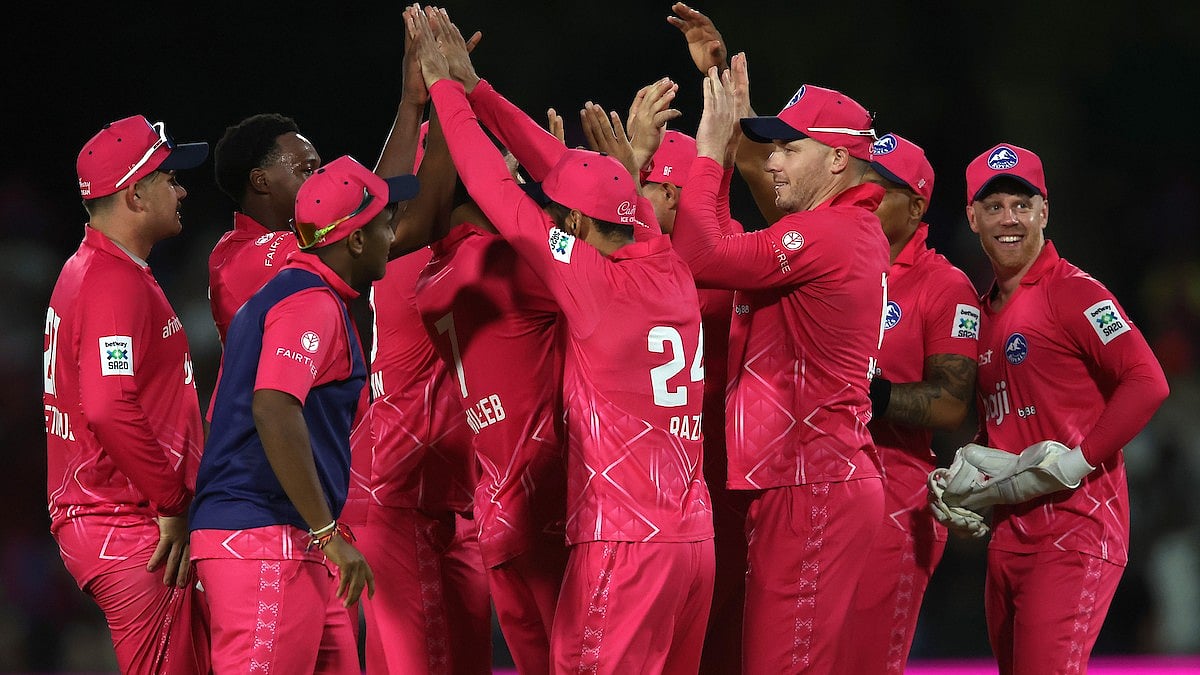 | Photo: Special Arrangement : Paarl Royals (PR) players celebrate after beating MI Cape Town (MICT) by 1 run during Match 10 of the Betway SA20 2026.