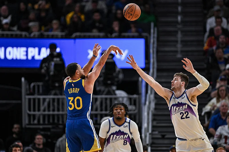 NBA Basketball Game: Golden State Warriors vs Utah Jazz