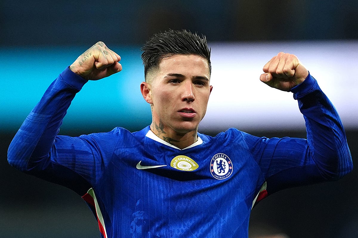 Manchester City vs Chelsea Premier League match-Enzo Fernandez