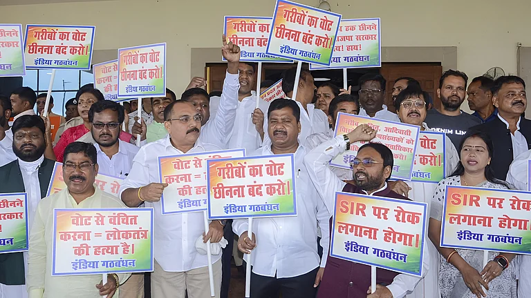 JMM leaders stage a protest against the Election Commission’s Special Intensive Revision (SIR) during the supplementary Monsoon session of the Jharkhand Assembly, in Ranchi, on August 26, 2025 - PTI