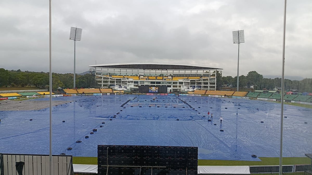 X/Roshan Abeysinghe : The toss between Pakistan and Sri Lanka in the 2nd T20I in Dambulla could not take place due to rain.