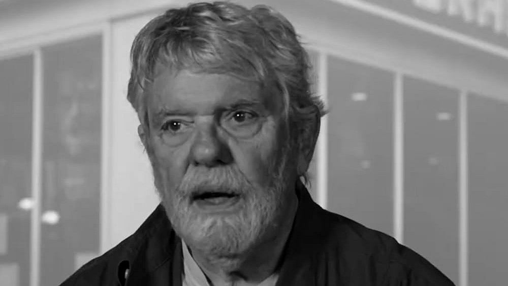 Wikepedia : Emmy-winning Seinfeld director Tom Cherones dies