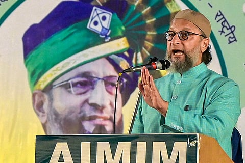 All India Majlis-e-Ittehadul Muslimeen (AIMIM) President Asaduddin Owaisi addresses a public meeting in support of party candidates ahead of the Maharashtra civic body elections, in Nagpur.
