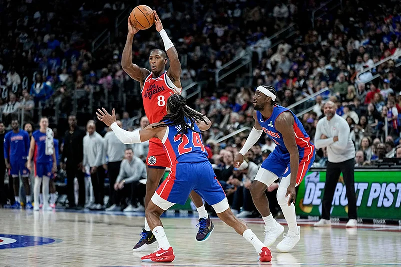 NBA 2025-26: Los Angeles Clippers vs Detroit Pistons