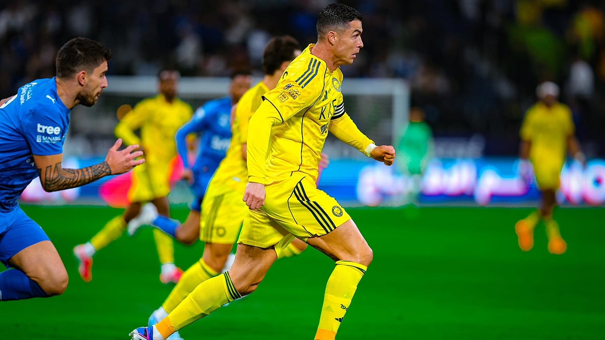 Al-Hilal vs Al-Nassr live score Saudi Pro League 2025-26 Matchday 15 Riyadh Derby