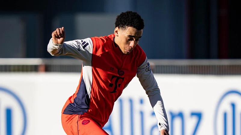 RB Leipzig vs Bayern Munich preview Bundesliga 2025-26 match prediction players to watch