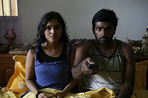 A still from Pizza (2012)