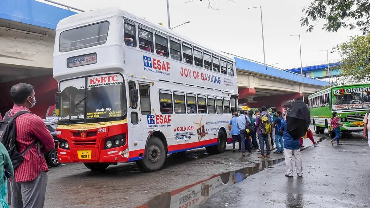 File Photo; Representative image : 17 Injured After Tourist Bus Overturns in Kerala’s Thiruvananthapuram District