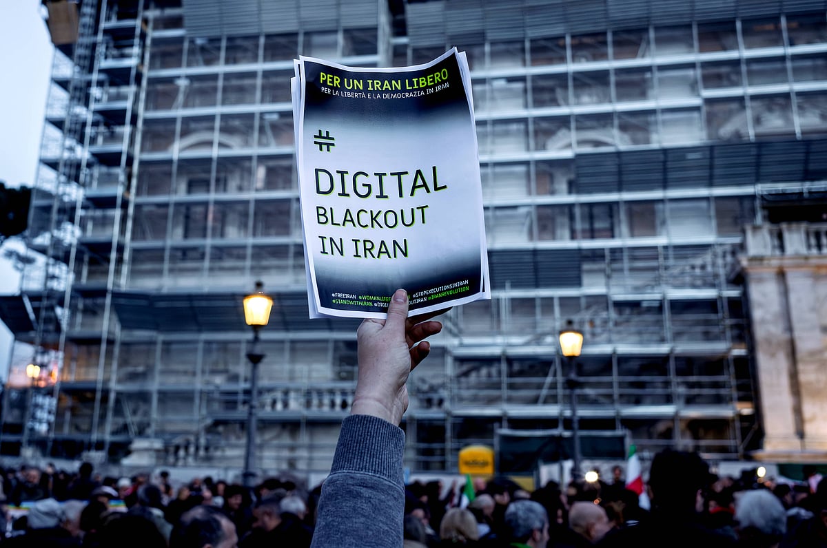 IMAGO / Stefano Montesi : ROME, ITALY - JANUARY 16: Rally in solidarity with the Iranian people. 