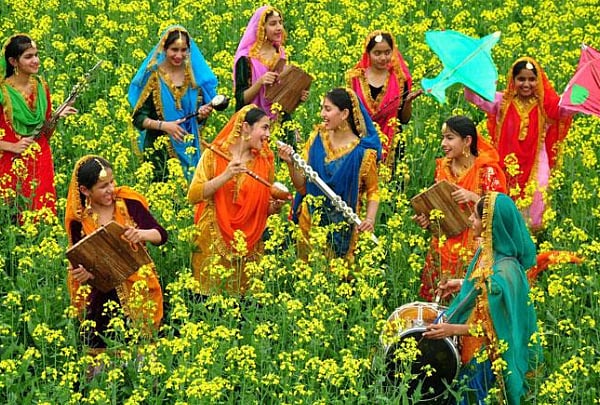 Vasant Panchami 2026 Across India: How Different Cities Welcome Spring