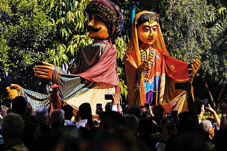 A Thing of Beauty... Visitors attending the inaugural session of the Jaipur Literature Festival in Jaipur, Rajasthan, on January 15, 2026 - | Photo: Imago/Abacapress