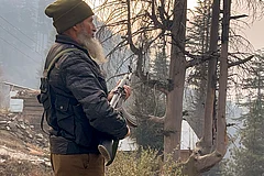 J&K To Shift Migrant Workers To Clusters; Hunt On For Lone Active Local Terrorist - | Photo: PTI