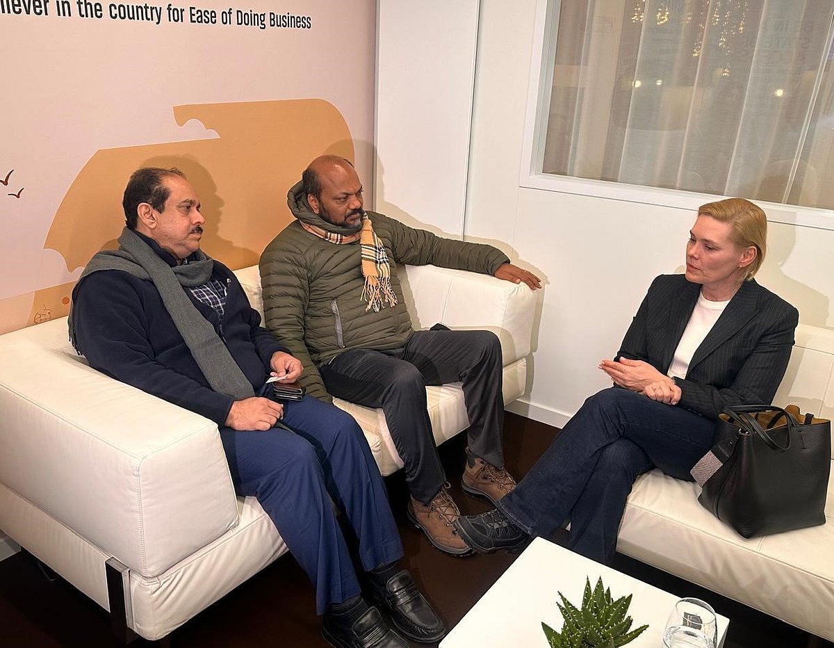 Minister Rajeeve Engages With Industry Stakeholders At WEF