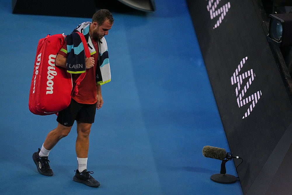Australian Open: Hugo Gaston vs Jannik Sinner