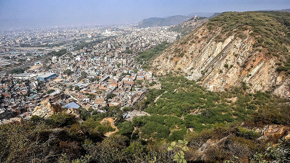 | Photo: PTI | Representational : SC Continues Stay On New Aravalli Definition, Seeks Expert Inputs; Bars Mining In Region