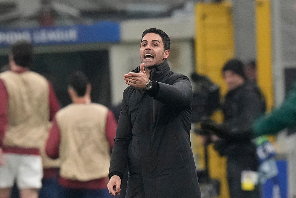 Inter Milan vs Arsenal uefa Champions League soccer-Mikel Arteta