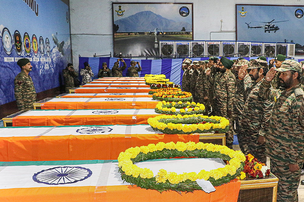 Army pays tribute to soldiers killed in Doda accident
