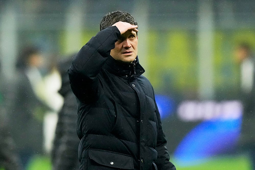 | Photo: AP/Luca Bruno : Inter Milan's head coach Cristian Chivu reacts at the end of a Serie A soccer match between Inter Milan and Pisa, in Milan, Italy.
