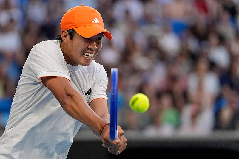 Australian Open Tennis: Learner Tien vs Daniil Medvedev