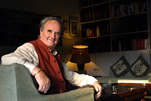 Mark Tully