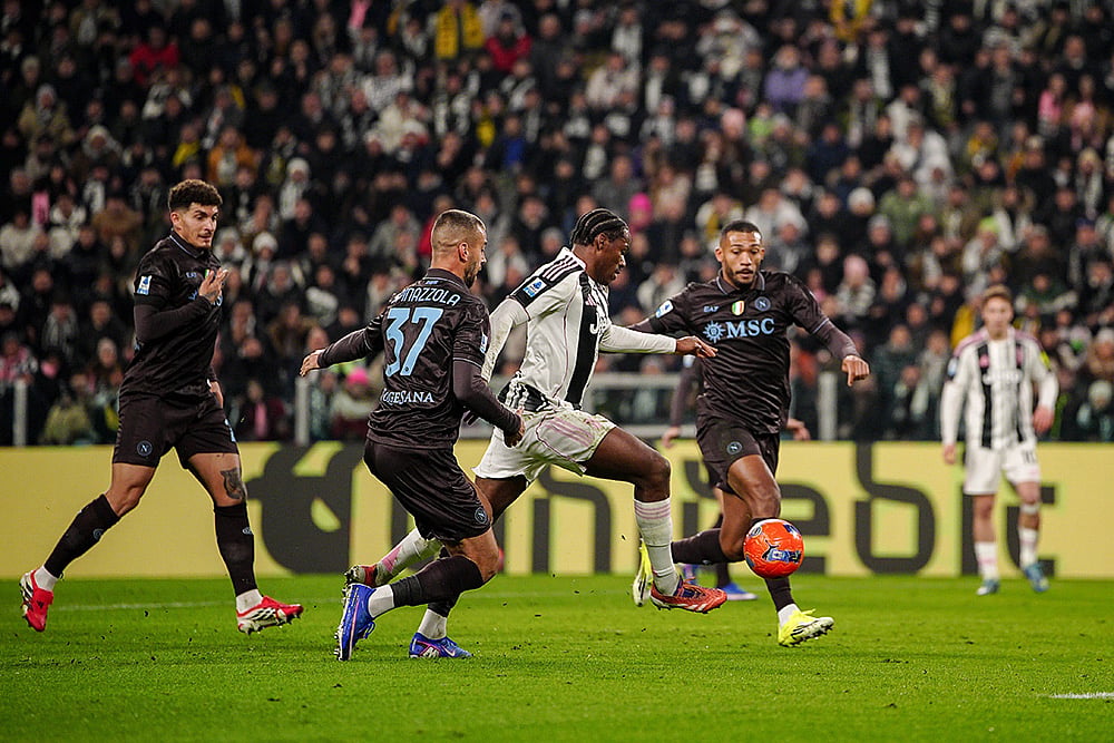 juventus vs napoli 2025-26 serie a soccer-Jonathan David