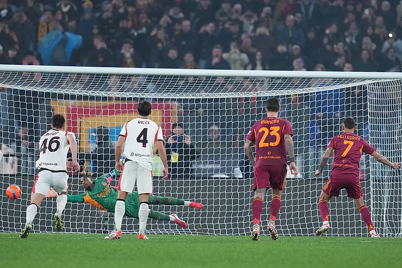 Roma vs AC Milan 2025-26 serie a soccer-Lorenzo Pellegrini
