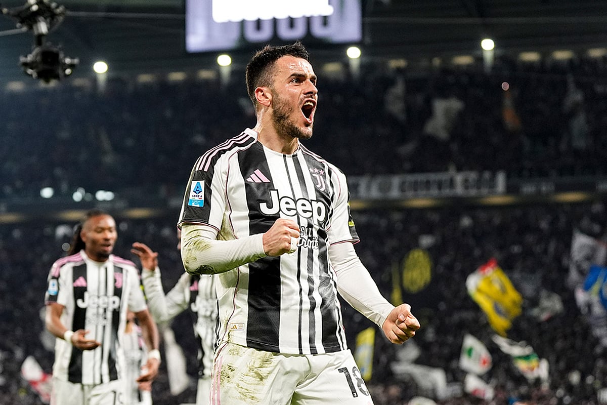 juventus vs napoli 2025-26 serie a soccer-Filip Kostic