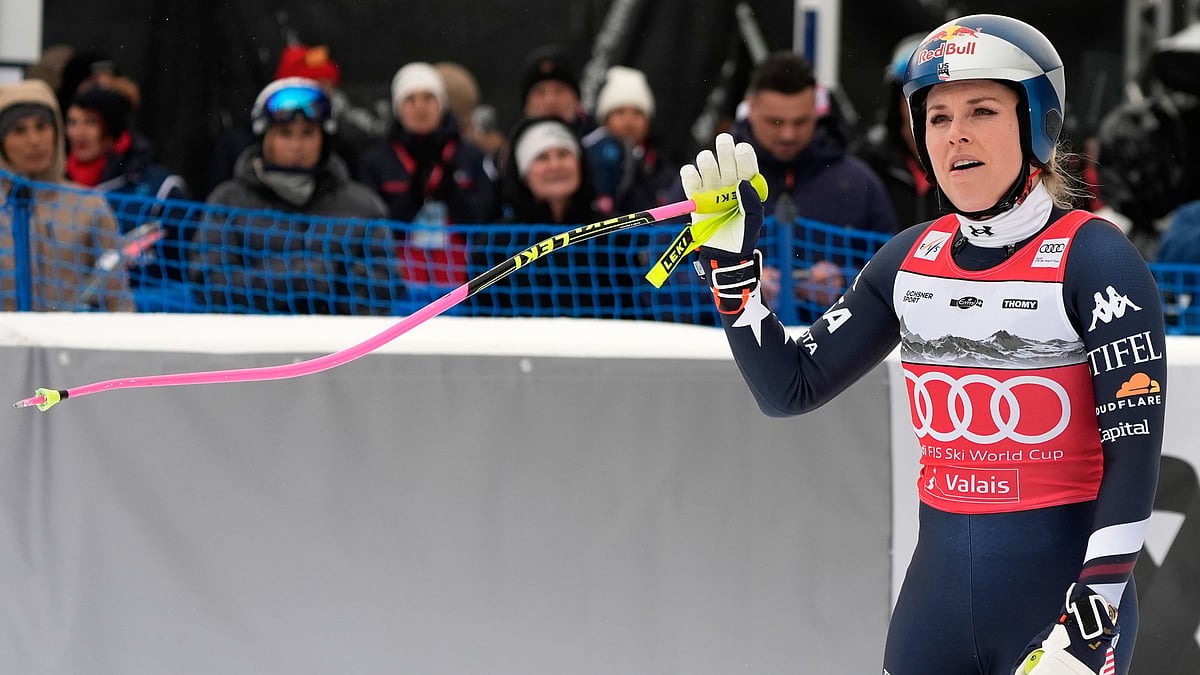 | Photo: AP/Giovanni Auletta : United States' Lindsey Vonn at the finish line after crashing, during an alpine ski, women's World Cup downhill, in Crans Montana , Switzerland, Friday, Jan. 30, 2026.