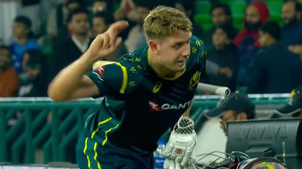 X : Pakistan Vs Australia: Cameron Green Makes Chucking Gesture After Dismissal By Usman Tariq During 2nd T20I In Lahore