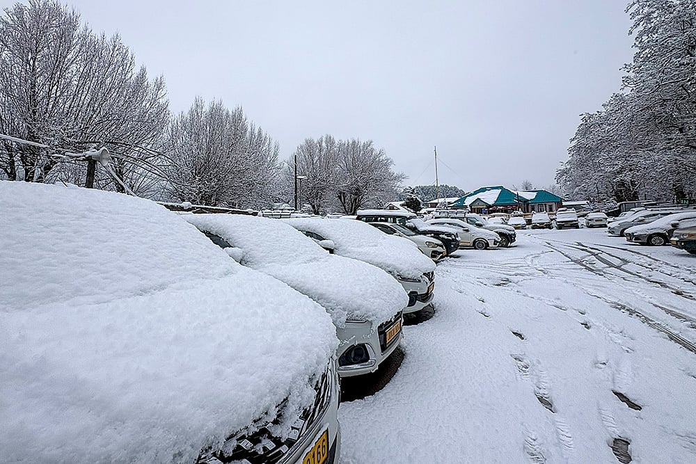 Weather: Snow in J-K