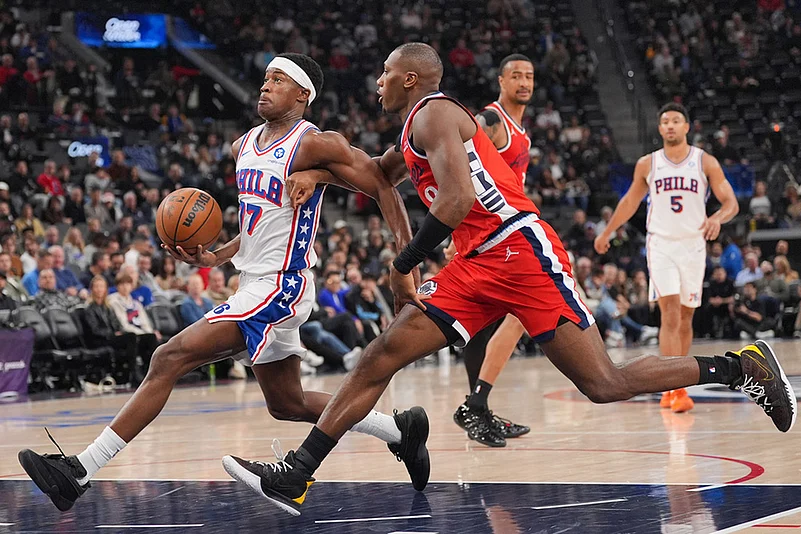76ers vs Clippers NBA basketball game pics-Kris Dunn