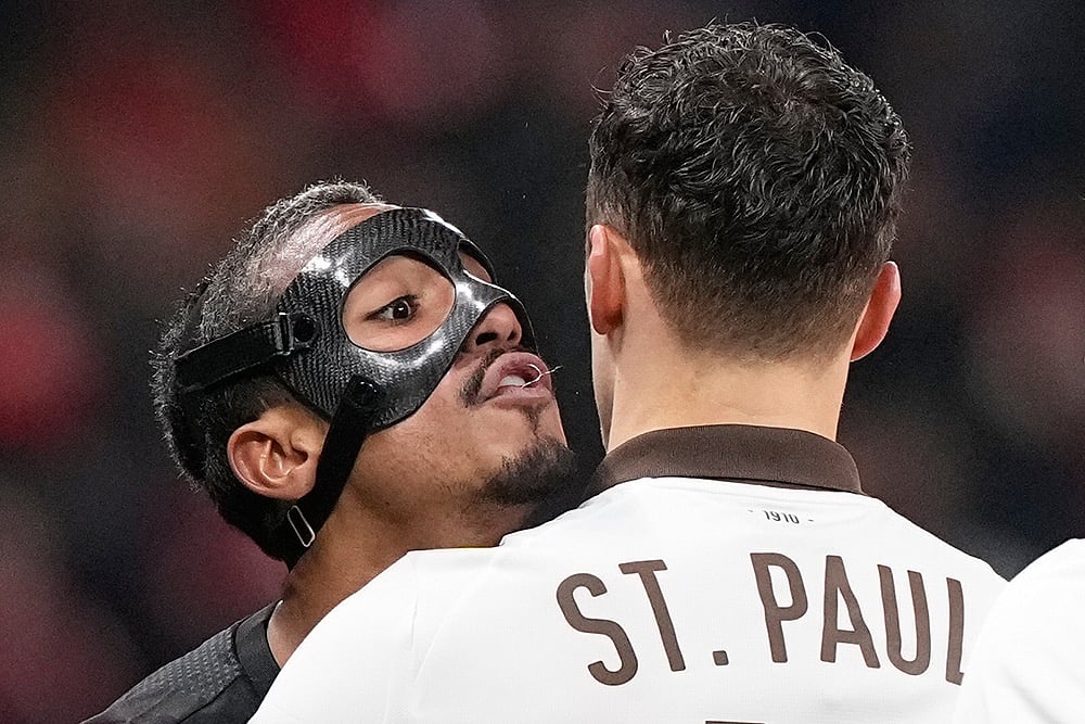 Bayer Leverkusen vs St Pauli dfb pokal quarter-final match-Danel Sinani