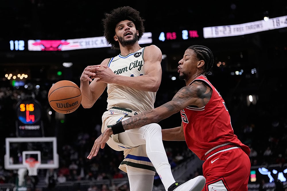 Milwaukee Bucks vs Chicago Bulls NBA basketball game-Dalen Terry