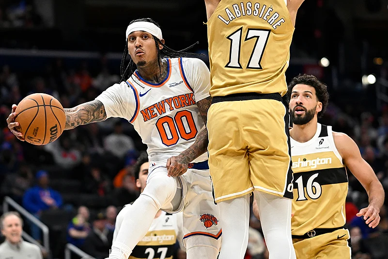 Washington Wizards vs New York Knicks NBA basketball game-Jordan Clarkson