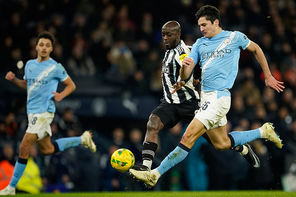 Manchester City Vs Newcastle United EFL Cup 2025-26 soccer-Yoane Wissa
