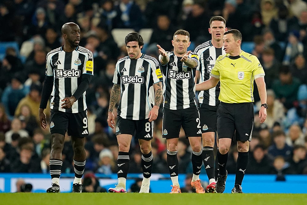 Manchester City Vs Newcastle United EFL Cup 2025-26 soccer-