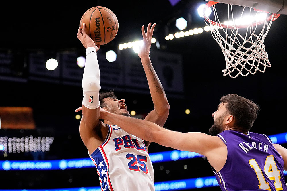 LA Lakers vs Philadelphia 76ers NBA basketball game-Dominick Barlow