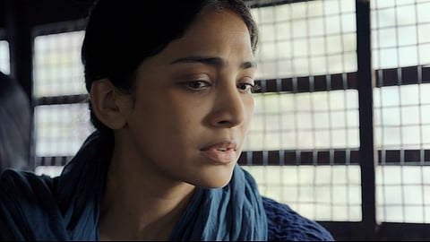 Yogita Bihani as Naina 